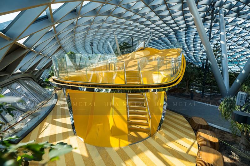 007-the-discovery-slides-at-jewel-changi-airport