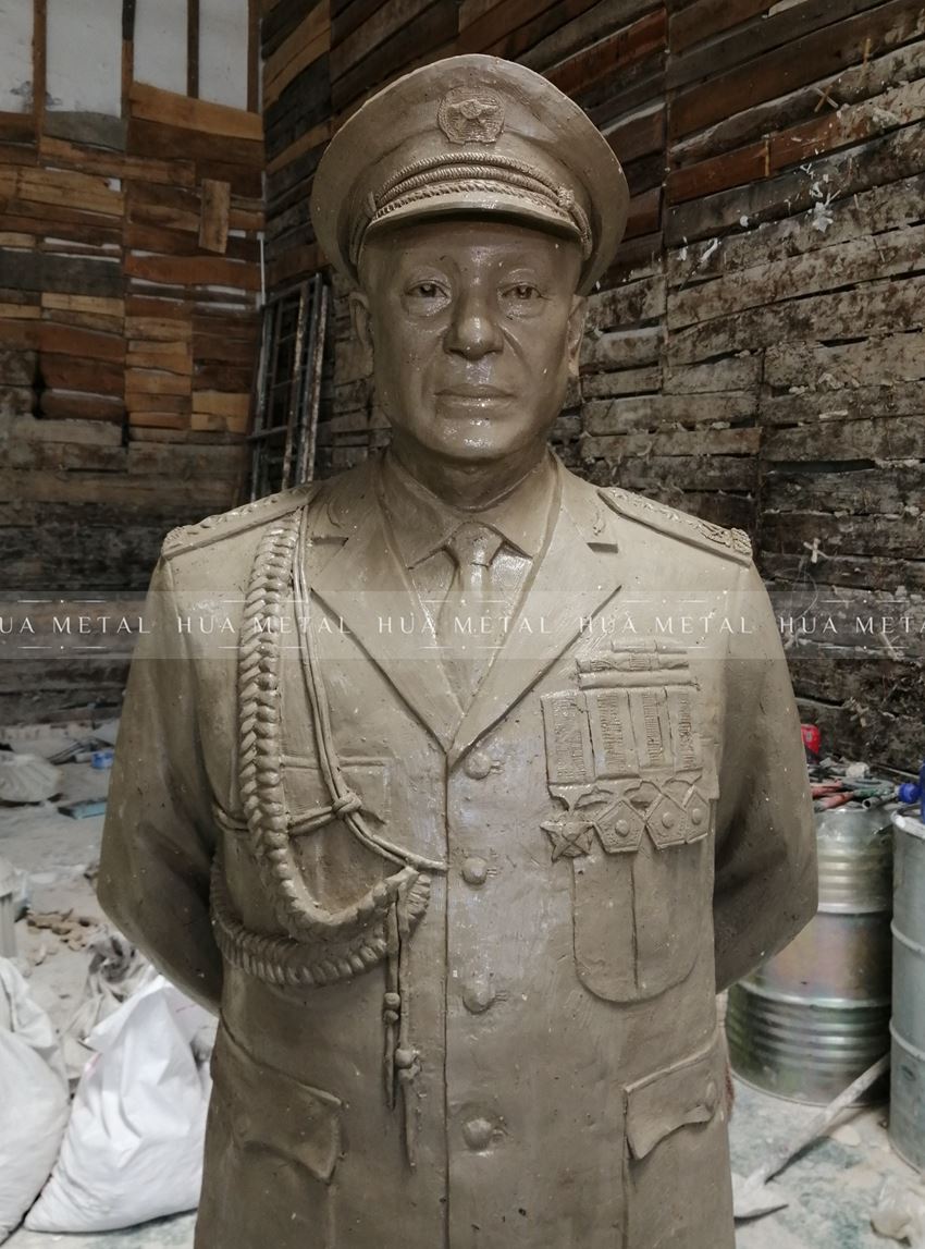 clay model modifying