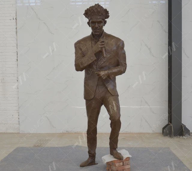 cast bronze figure statue 06